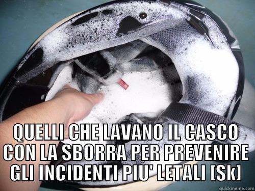  QUELLI CHE LAVANO IL CASCO CON LA SBORRA PER PREVENIRE GLI INCIDENTI PIU' LETALI [SK] Misc