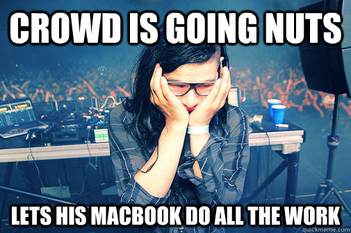 Crowd is going nuts Lets his macbook do all the work  