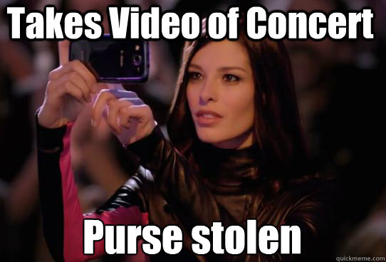 Takes Video of Concert Purse stolen  Dumbass T-Mobile Girl