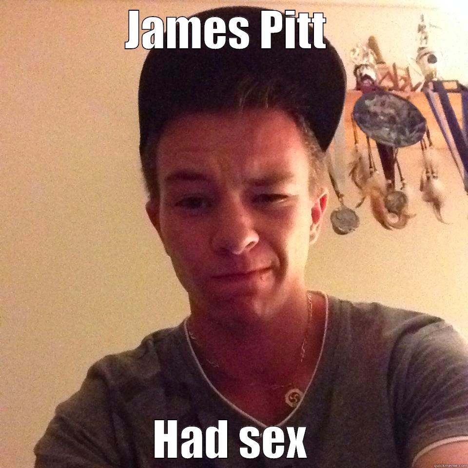 JAMES PITT  HAD SEX Misc