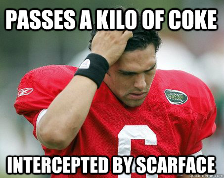 passes a kilo of coke intercepted by Scarface  Off The Mark Sanchez
