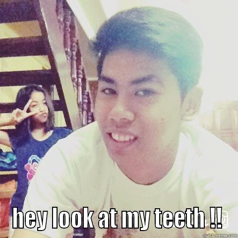  HEY LOOK AT MY TEETH !! Misc