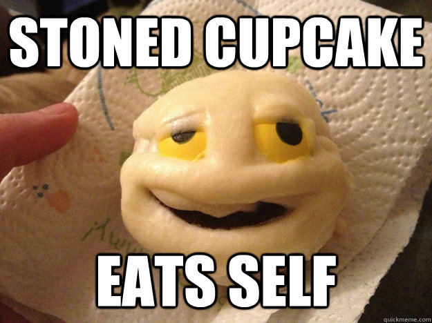 STONED CUPCAKE EATS SELF - STONED CUPCAKE EATS SELF  STONED CUPCAKE