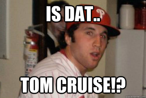 IS DAT.. TOM CRUISE!?  