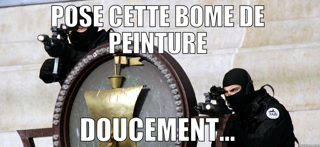 POSE CETTE BOME DE PEINTURE DOUCEMENT... Misc