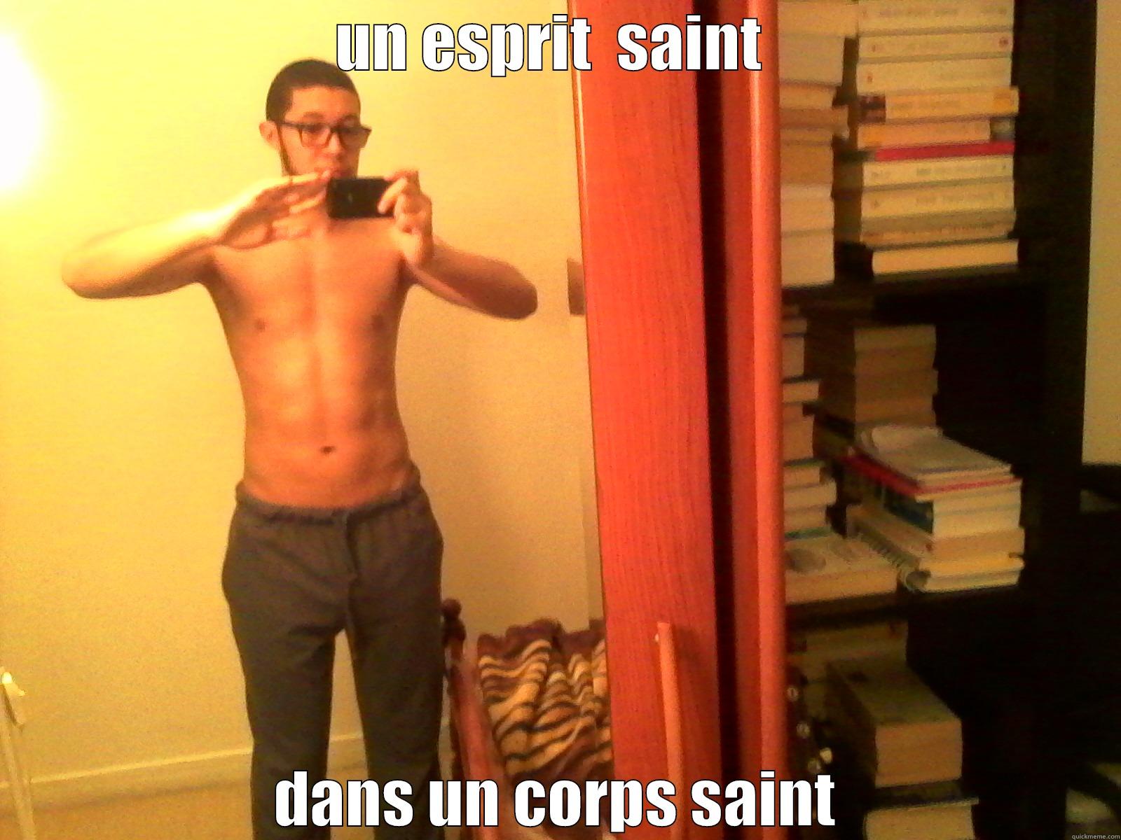 UN ESPRIT  SAINT  DANS UN CORPS SAINT Success Kid