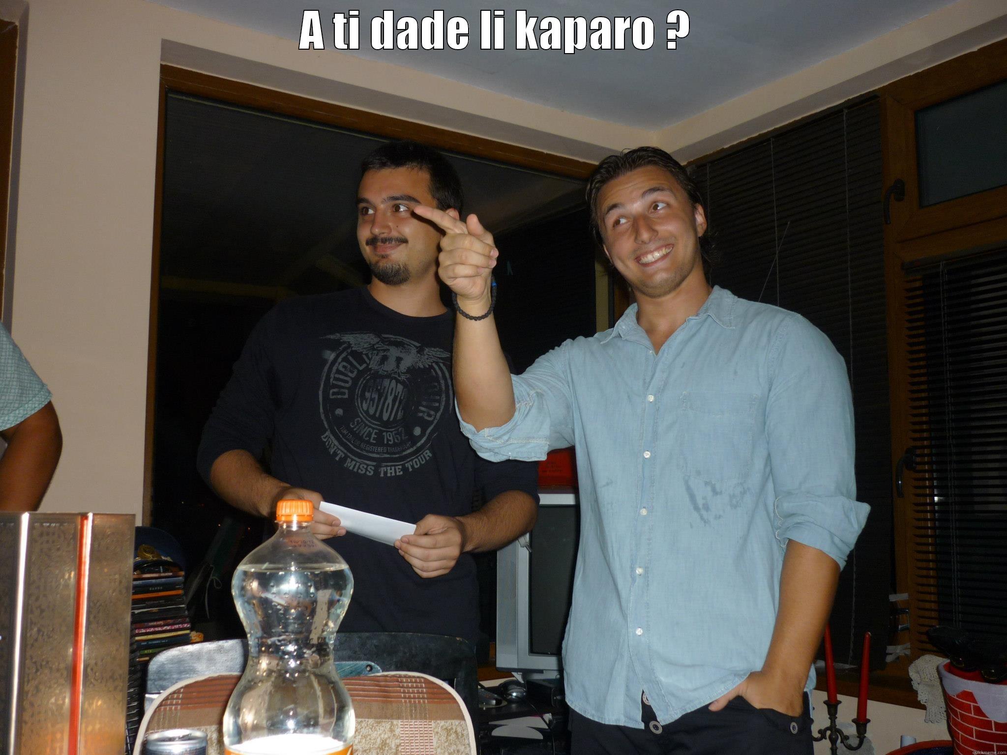 A TI DADE LI KAPARO ?   Misc