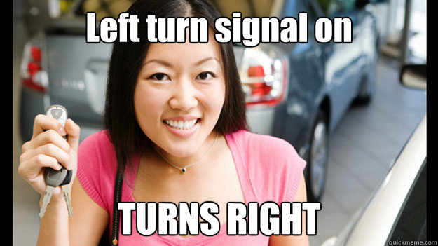 Left turn signal on TURNS RIGHT  