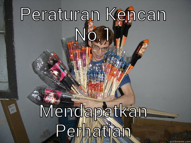 PERATURAN KENCAN NO.1 MENDAPATKAN PERHATIAN Crazy Fireworks Nerd