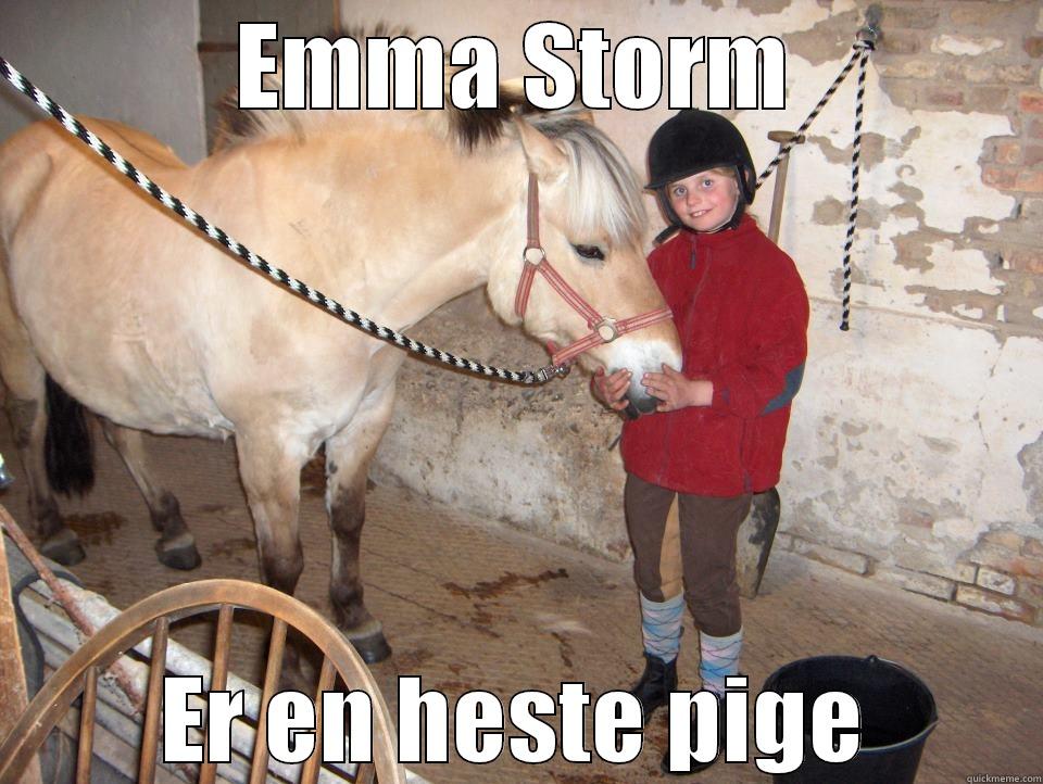 EMMA STORM ER EN HESTE PIGE Misc