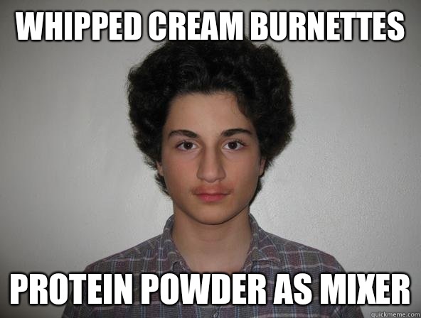Whipped cream Burnettes protein powder as mixer  
