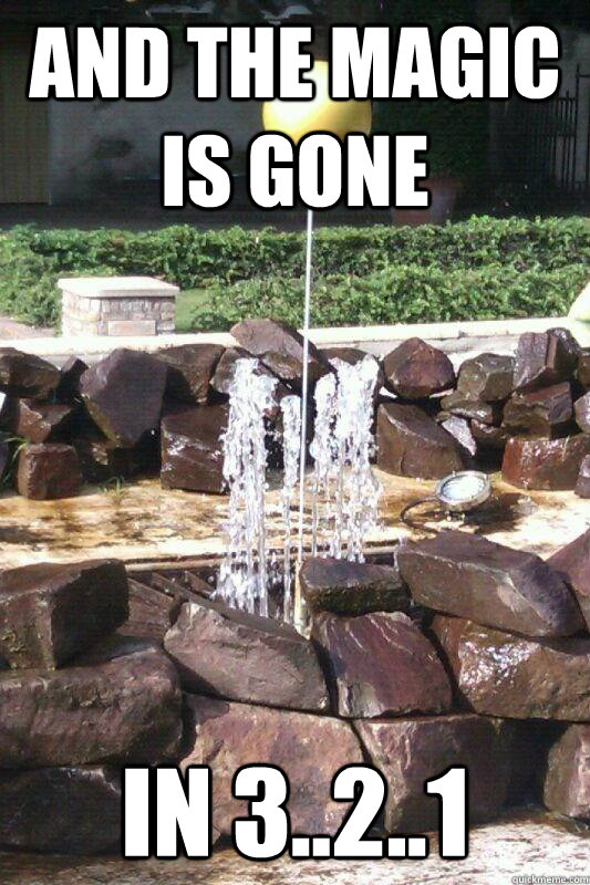 And the magic is gone in 3..2..1 - And the magic is gone in 3..2..1  Efteling - Frogking meme