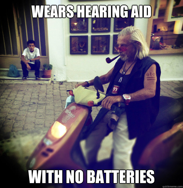 WEARS HEARING AID WITH NO BATTERIES - WEARS HEARING AID WITH NO BATTERIES  Instagramp