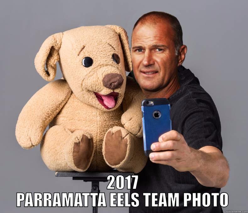 2017 PARRAMATTA EELS TEAM PHOTO Misc