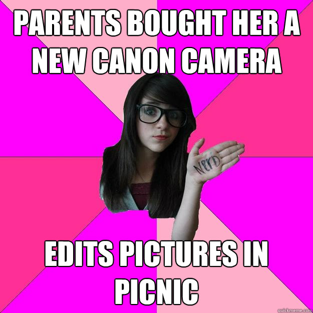 Parents bought her a new canon camera Edits pictures in Picnic  Idiot Nerd Girl