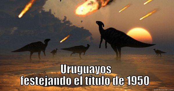  URUGUAYOS FESTEJANDO EL TÍTULO DE 1950  Misc